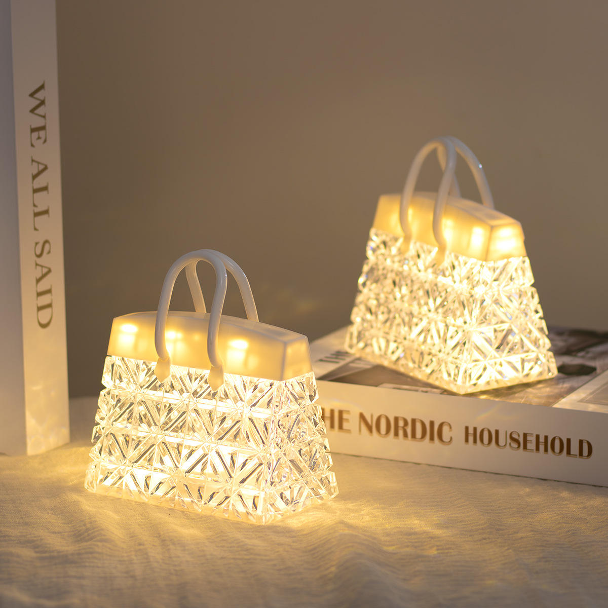 HANDBAG LAMP