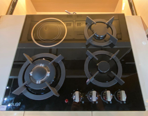 Bolesi Built-In Gas Hob 3G + 1E – Powerful & Stylish Cooking