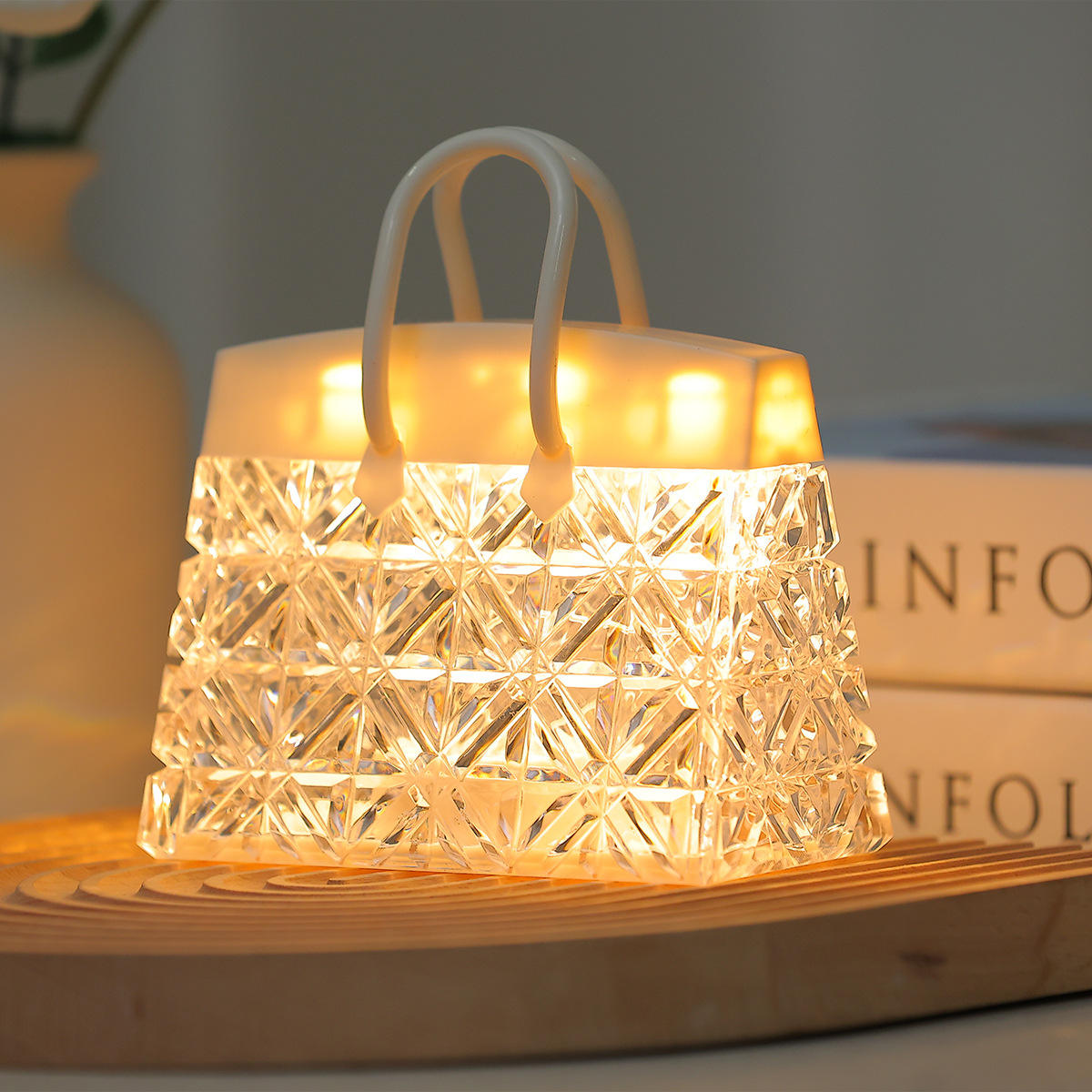 HANDBAG LAMP