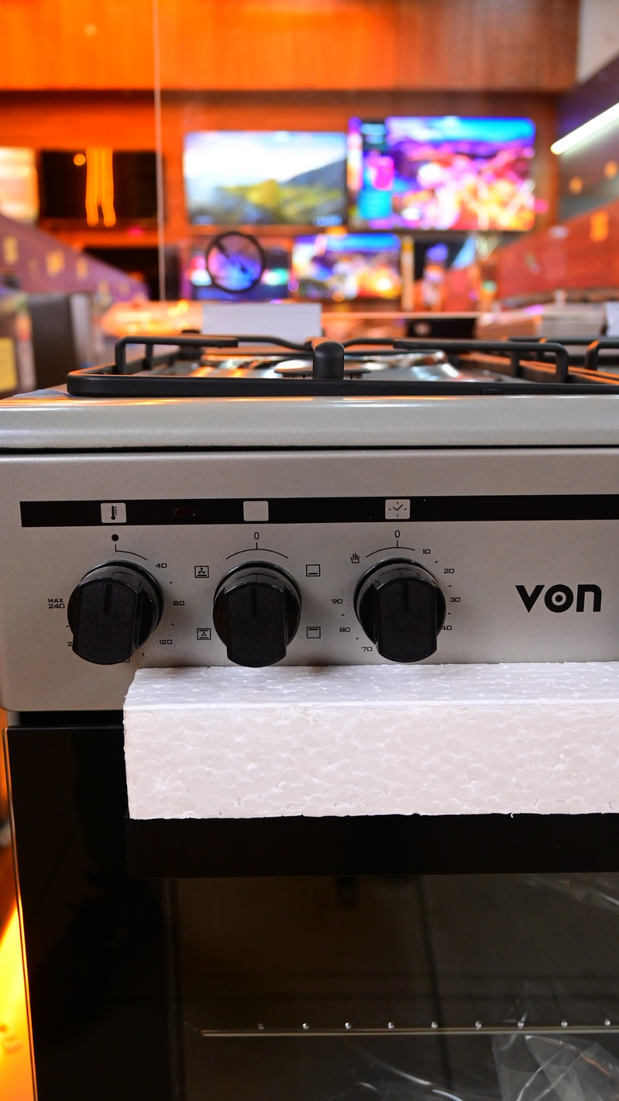 VON VCF663161FSX Freestanding Cooker – 3 Gas + 1 Electric Burners, Cast Iron Pan Support, Flame Failure Device